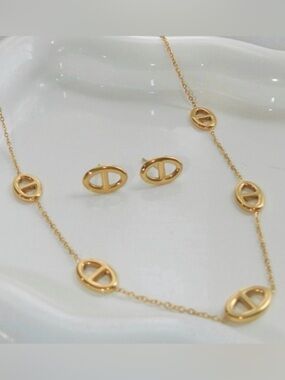 Coffee Bean Oval Link Necklace & Stud Earrings Set